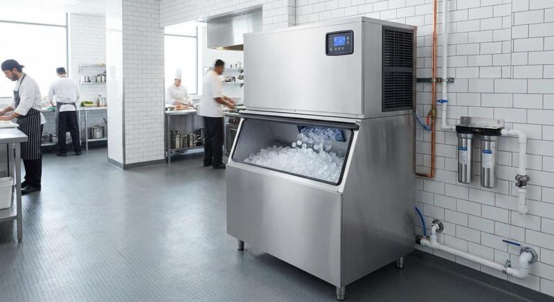 Quelle capacit&eacute; pour votre machine &agrave; gla&ccedil;ons professionnelle ?